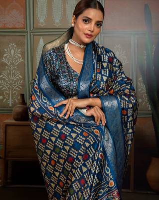 Blue color beautiful ethnic partywear saree for traditional rich looks 3