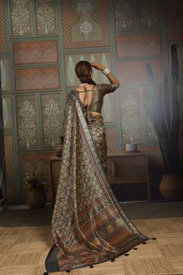 Black color beautiful ethnic partywear saree for traditional rich looks 2