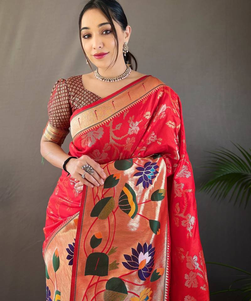 Red silk blend saree with rich weaved heavy pallu & 3d traditional design with gold and silver zari