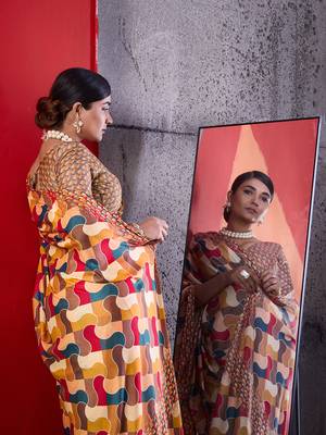 Mustard color smart cotton crepe fabric beautiful designer printed saree 5