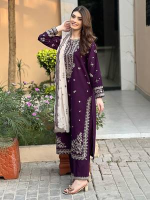women's  georgette sequins embroidered kurta pant with dupatta set 2