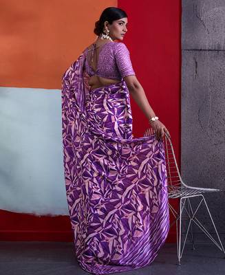 Purple color smart cotton crepe fabric beautiful designer printed saree 2