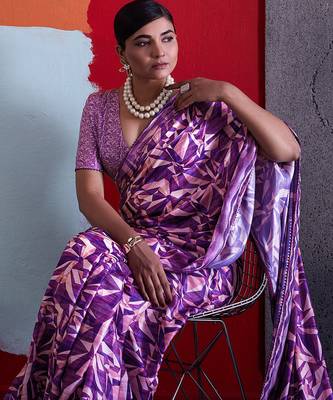 Purple color smart cotton crepe fabric beautiful designer printed saree 5