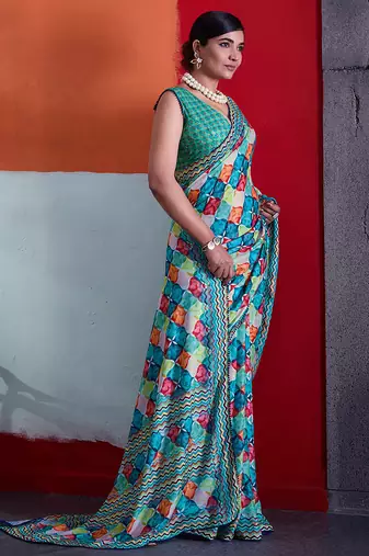 Green color smart cotton crepe fabric beautiful designer printed saree