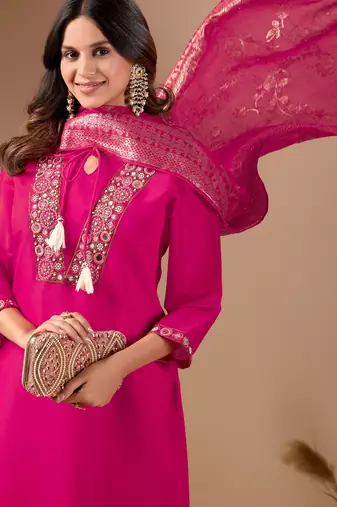 Pink embroidered mul chanderi kurta pant set with banarasi jacquard dupatta