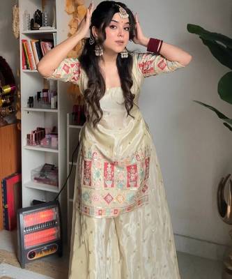women's  silk ethnic motiff embroidered kurta palazzo with dupatta set 3