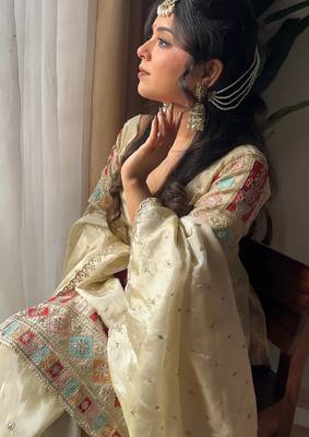 women's  silk ethnic motiff embroidered kurta palazzo with dupatta set 1