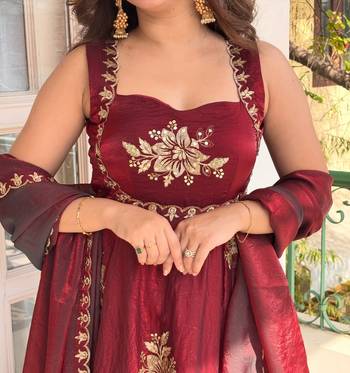 women's shimmer silk sequins embroidered anarkali kurta palazzo with dupatta set 4