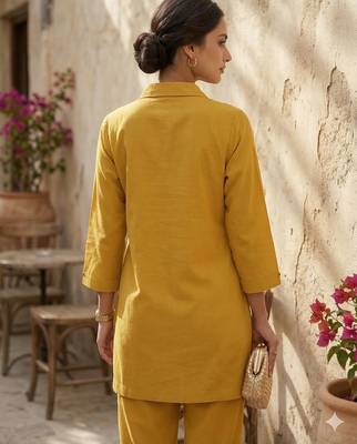 Riwomen's yellow ethnic motif embroidered tunic with straight fit trousers 3