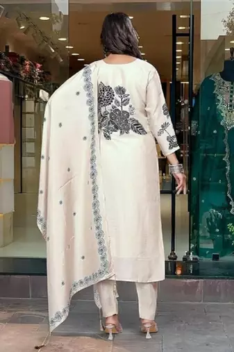 White viscose rayon digital print kurti pant set with mal chanderi dupatta
