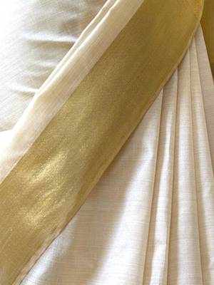 Cream art silk woven saree with hand print 3