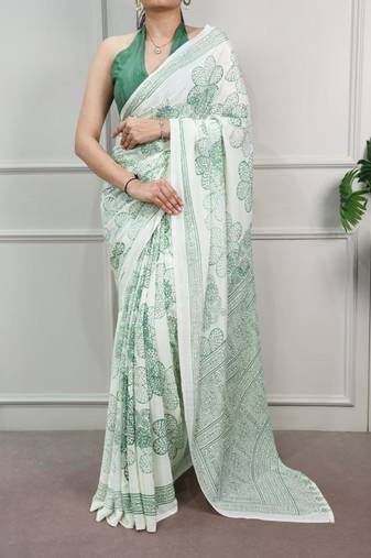 White fabric of saree printed saree with floral print