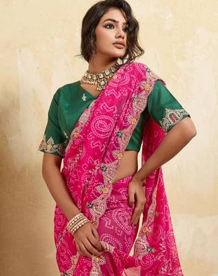Pink georgette printed saree with zari work 2