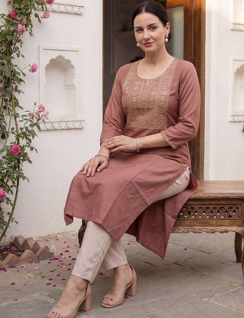 Brown women floral embroidered sequinned floral kurta