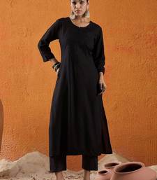 Black floral embroidered thread work straight kurta