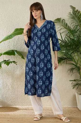 Blue women floral printed sequinned indigo kurta