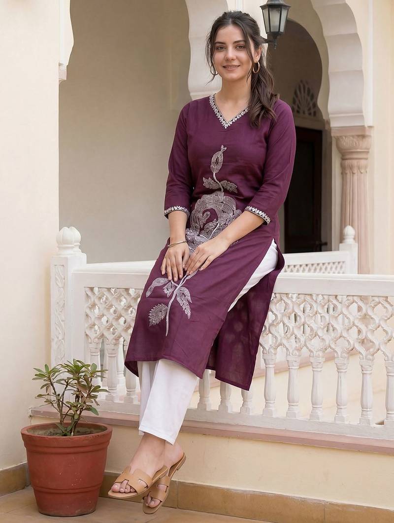Burgundy floral embroidered thread work kurta