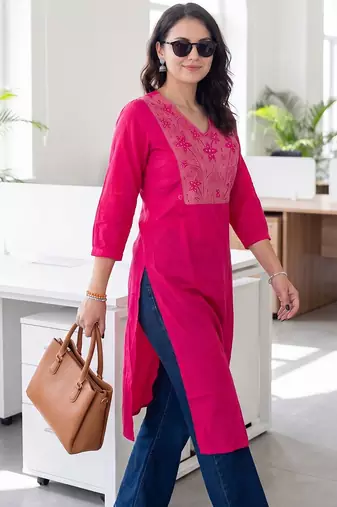 Pink women ethnic motifs embroidered thread work kurta