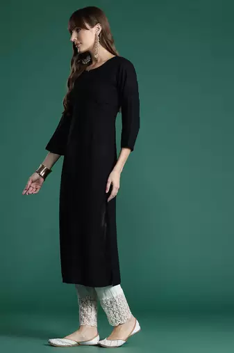 Black floral embroidered thread work kurta