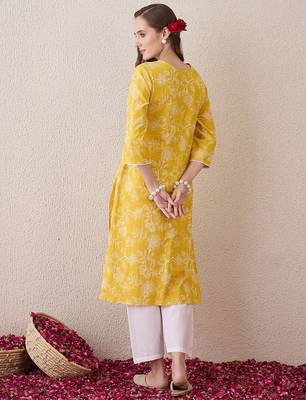 Yellow floral embroidered thread work cotton straight kurta 4