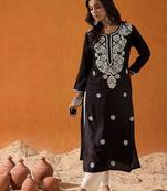 Black ethnic motifs embroidered straight kurta