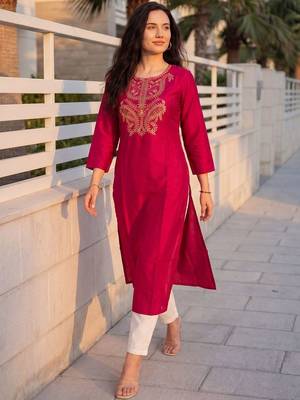 Pink women embroidered thread work kurta 1