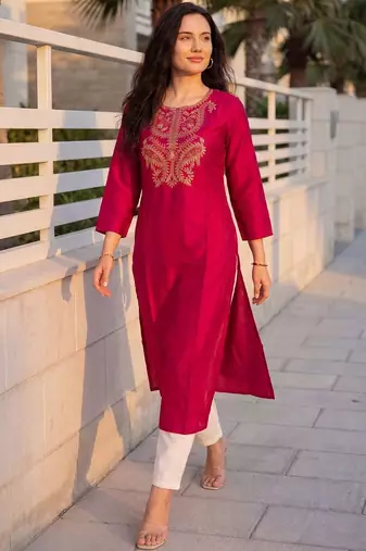 Pink women embroidered thread work kurta