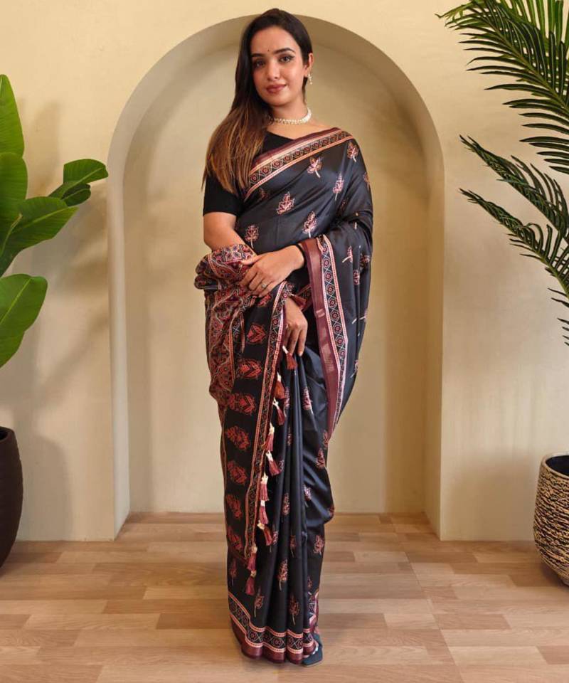 Black viscose printed saree with zari work