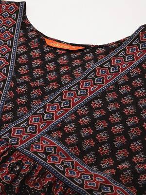 Black ethnic motifs printed kurta 2