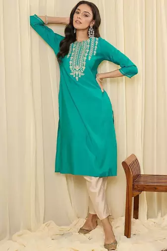 Blue women ethnic motifs embroidered indigo kurta