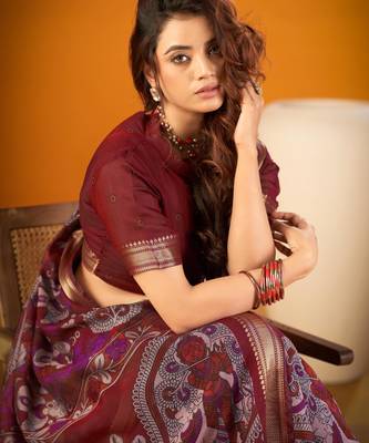 Multicolor viscose printed saree with floral print 3