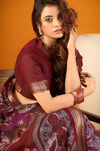 Multicolor viscose printed saree with floral print