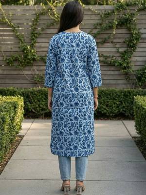 Blue women floral printed floral kurta 4