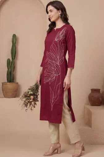Pink women geometric embroidered thread work kurta