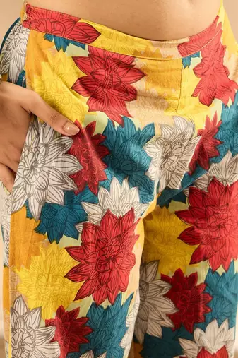 Yellow women floral printed regular pure cotton kurta with trousers