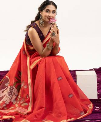 Red cotton silk printed saree with zari work 3