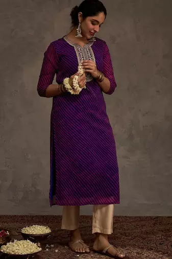 Purple women leheriya printed sequinned kurta