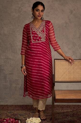 Pink women leheriya printed screen print festive straight kurta