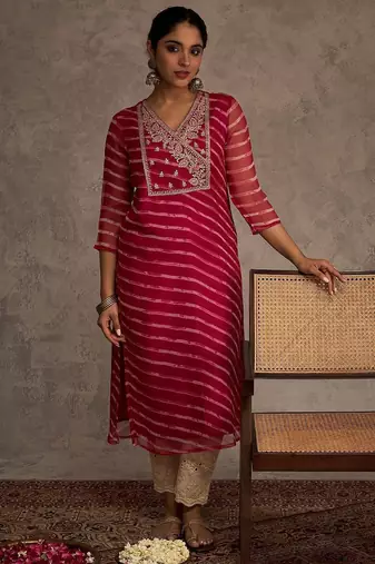 Pink women leheriya printed screen print festive straight kurta