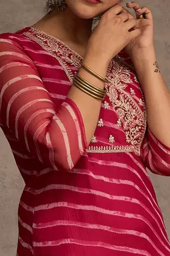 Pink women leheriya printed screen print festive straight kurta