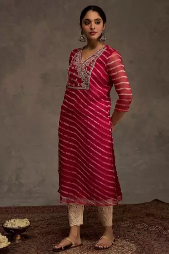 Pink women leheriya printed screen print festive straight kurta