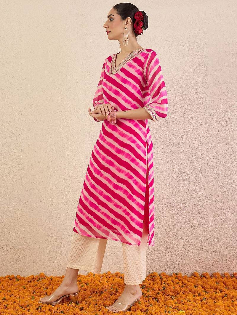 Pink women leheriya printed mirror work kurta