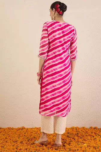 Pink women leheriya printed mirror work kurta