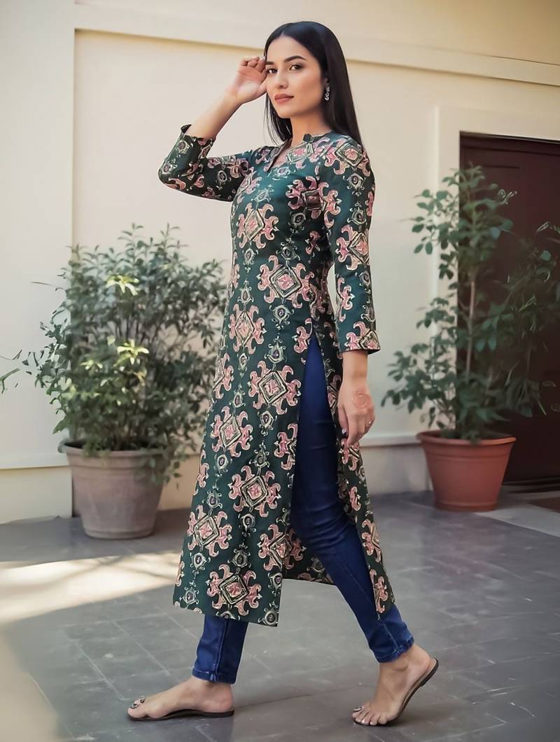 Green women ethnic motifs printed screen print daily cotton straight kurta