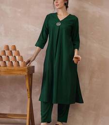 Green women liva kurta with trousers