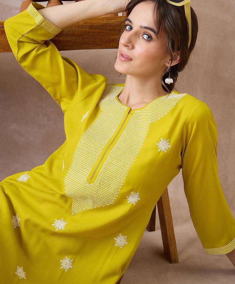 Yellow women ethnic motifs embroidered thread work kurta