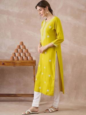 Yellow women ethnic motifs embroidered thread work kurta 3