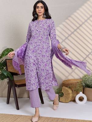 Lavender women floral printed cotton kurta with trousers & with dupatta 1