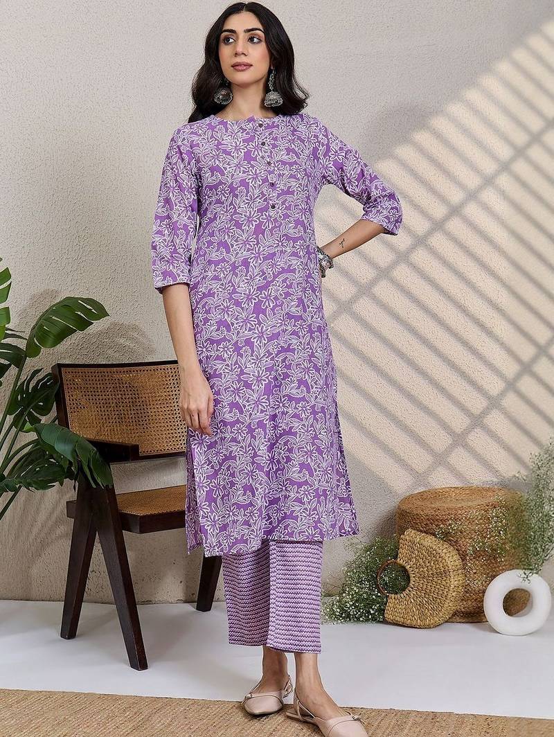 Lavender women floral printed regular pure cotton kurta with trousers & with dupatta