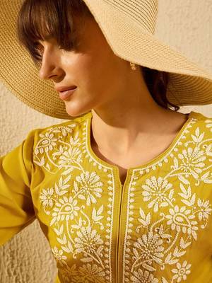 Yellow women floral kurta 3